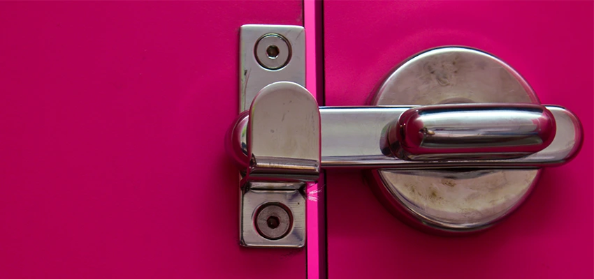 Childproof Gate Lock in Hollister, California